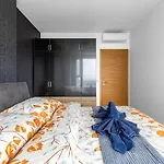 Panorama 1-bedroom On Floor 13 With View And Parking By Skyviews * Братислава