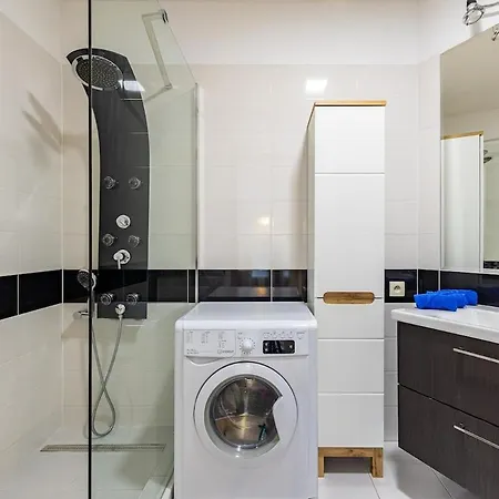 Panorama 1-bedroom On Floor 13 With View And Parking By Skyviews Apartment