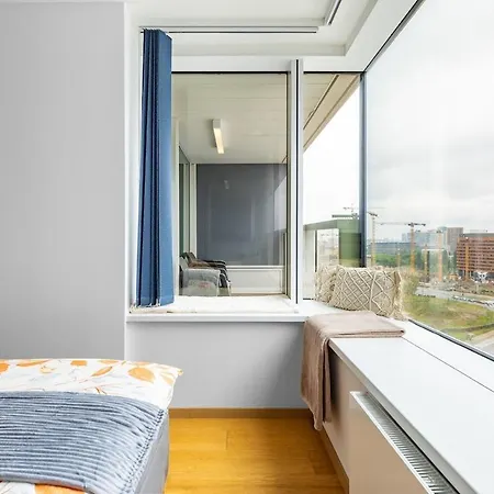 Panorama 1-bedroom On Floor 13 With View And Parking By Skyviews Lejlighed