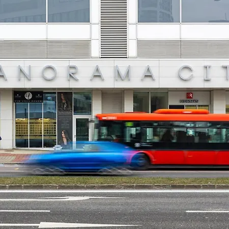 Panorama 1-Bedroom Apartment On Floor 13 With City View And Parking By Skyviews Apartmán