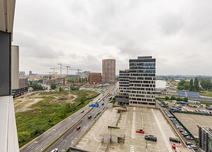 Apartmán Panorama 1-Bedroom Apartment On Floor 13 With City View And Parking By Skyviews