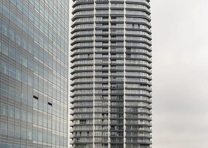 Apartament Panorama 1-Bedroom Apartment On Floor 13 With City View And Parking By Skyviews *