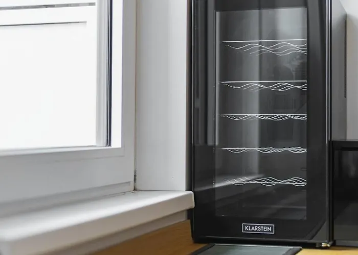 Apartament Panorama 1-Bedroom Apartment On Floor 13 With City View And Parking By Skyviews Bratysława