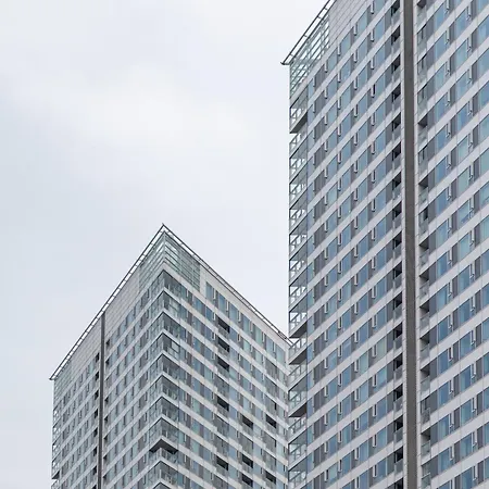 Panorama 1-Bedroom Apartment On Floor 13 With City View And Parking By Skyviews Appartement *