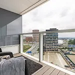 Panorama 1-bedroom On Floor 13 With View And Parking By Skyviews Apartment