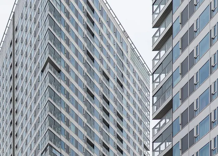 Panorama 1-Bedroom Apartment On Floor 13 With City View And Parking By Skyviews Daire *