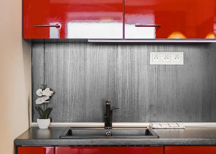 Panorama 1-Bedroom Apartment On Floor 13 With City View And Parking By Skyviews * Bratislava